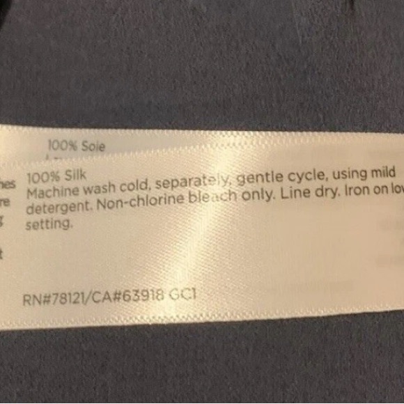 Eileen Fisher Mandarin collar, silk shirt, ocean color worn once XS - Picture 4 of 4